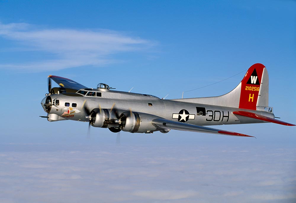 Boeing B 17 Aluminium Overcast 1